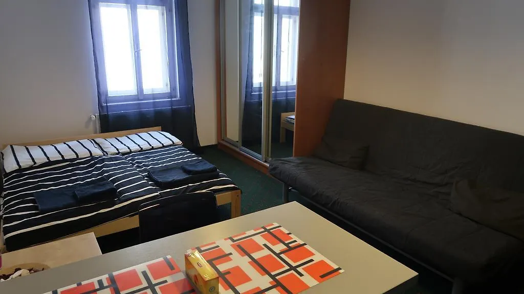 Apartment Slavojova 0*, Prague